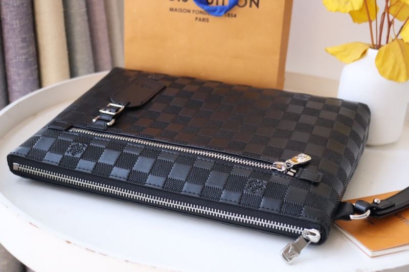 Louis Vuitton Clutch Bags